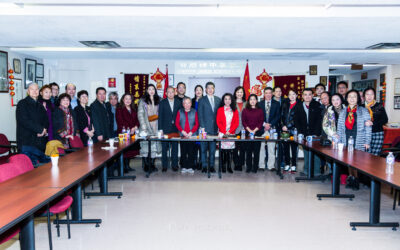 中国驻加拿大大使丛培武访问埃德蒙顿，加拿大汉嘉酒业董事长马君强和总经理马麟参与会见